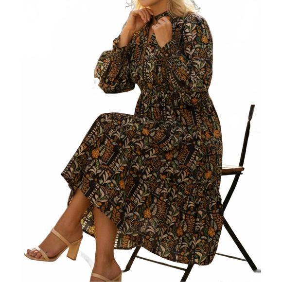 NEW UMGEE floral midi dress with smocked waist in black mix - Picture 5 of 5